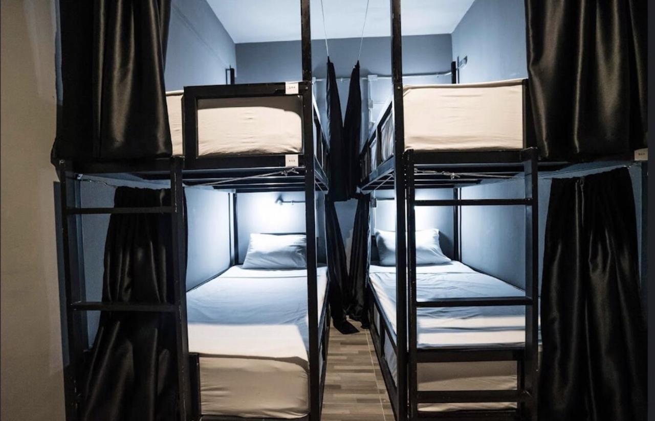 3Plus1 Hostel Patong Dış mekan fotoğraf