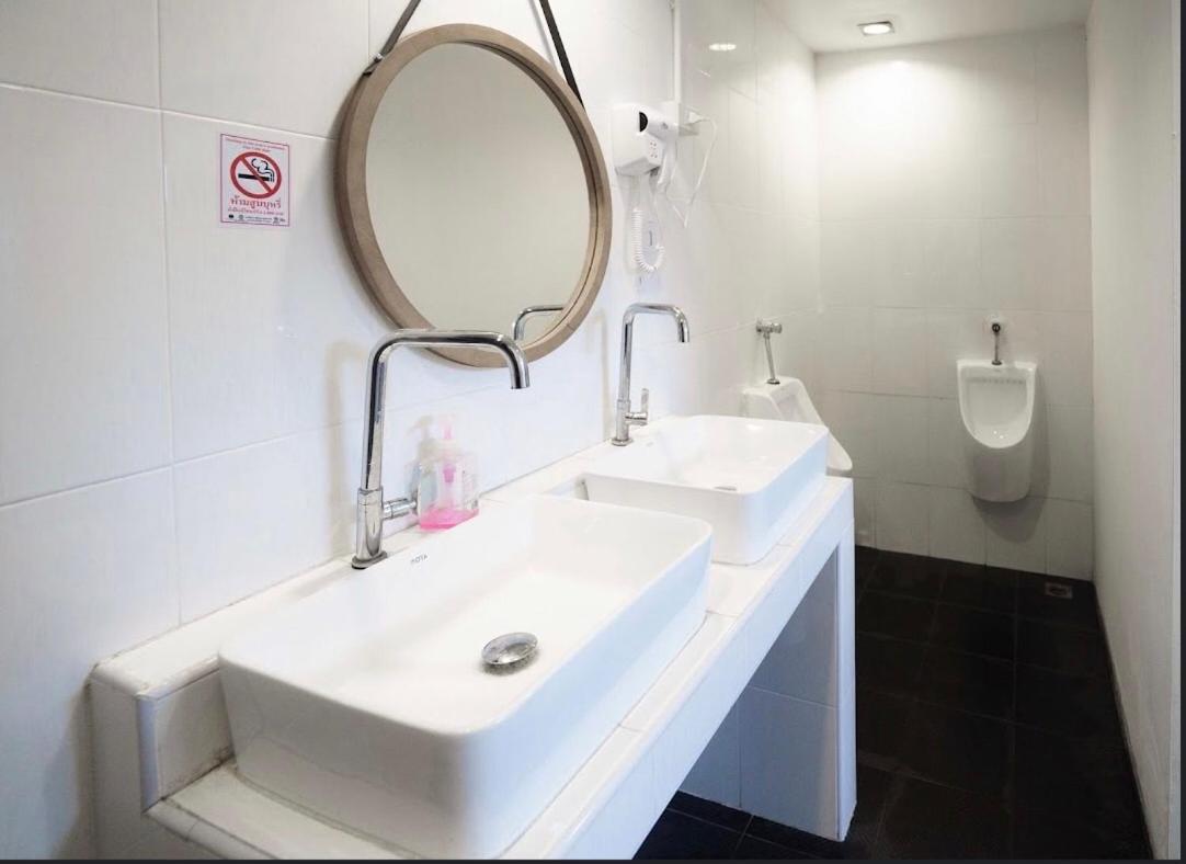 3Plus1 Hostel Patong Dış mekan fotoğraf